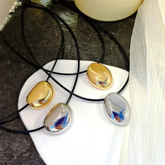 Women Gold-vertical 2 Stylish Metal Oval Shaped Neck chain Geometric Necklace